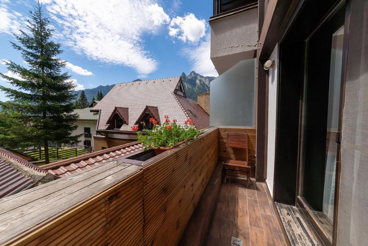 Hotel Casa Freya Buşteni Esterno foto