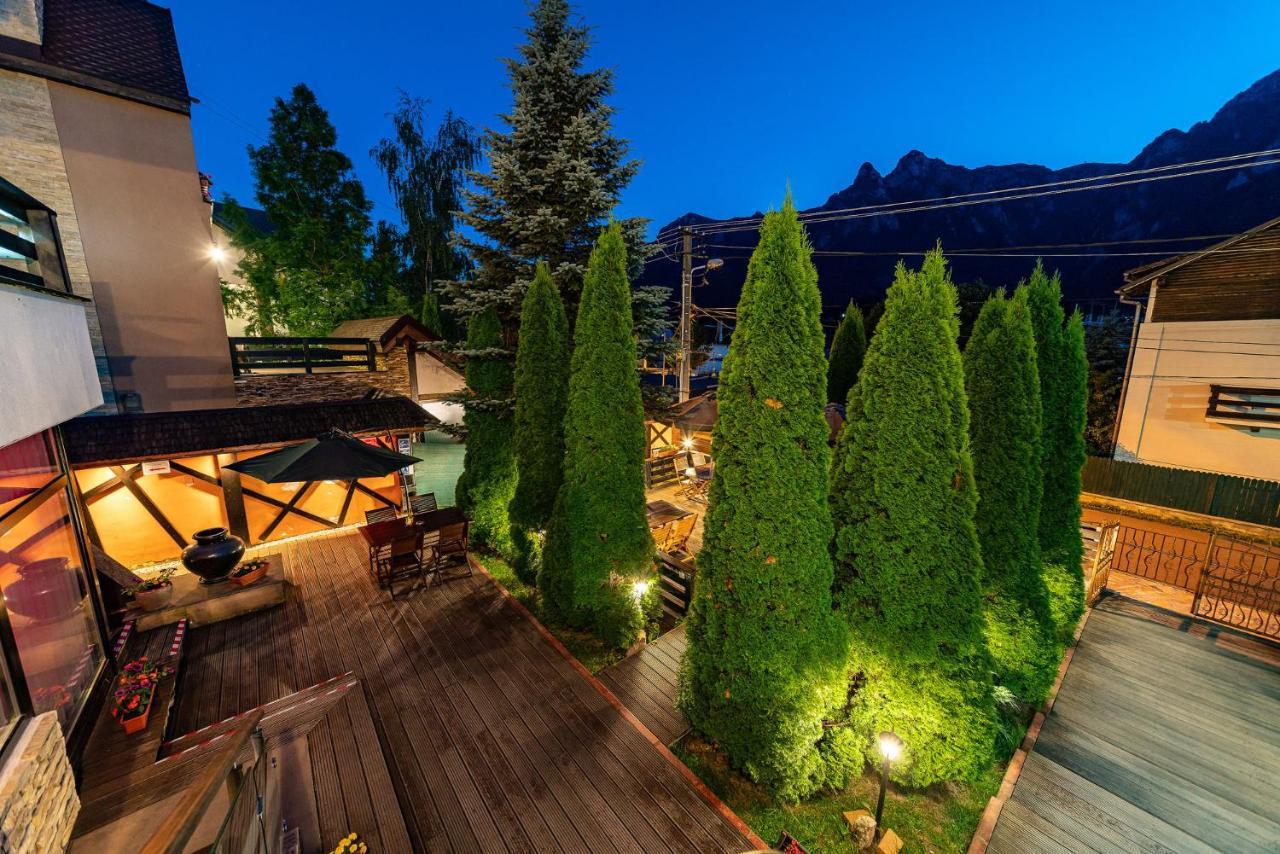 Hotel Casa Freya Buşteni Esterno foto