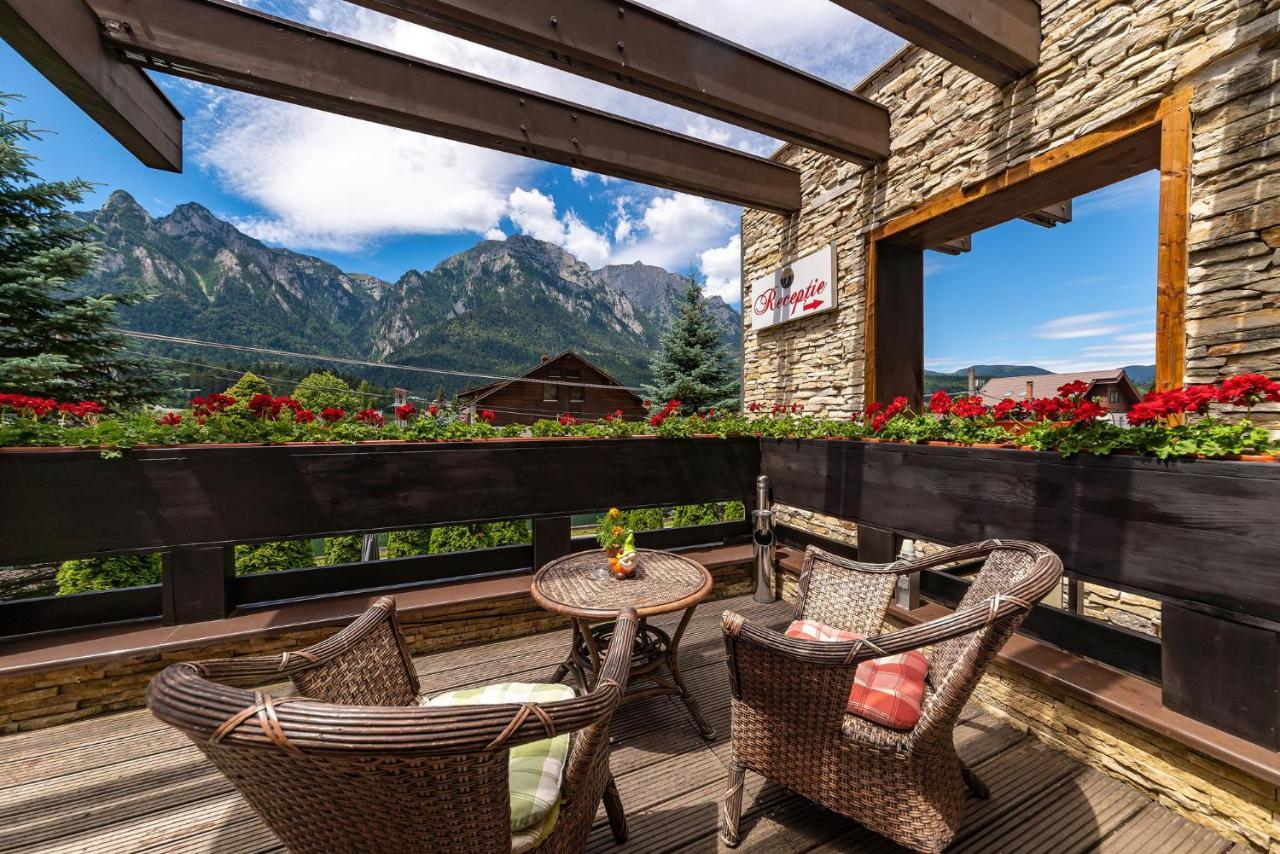 Hotel Casa Freya Buşteni Esterno foto