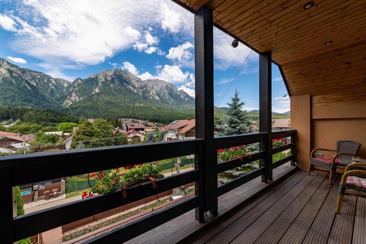 Hotel Casa Freya Buşteni Esterno foto