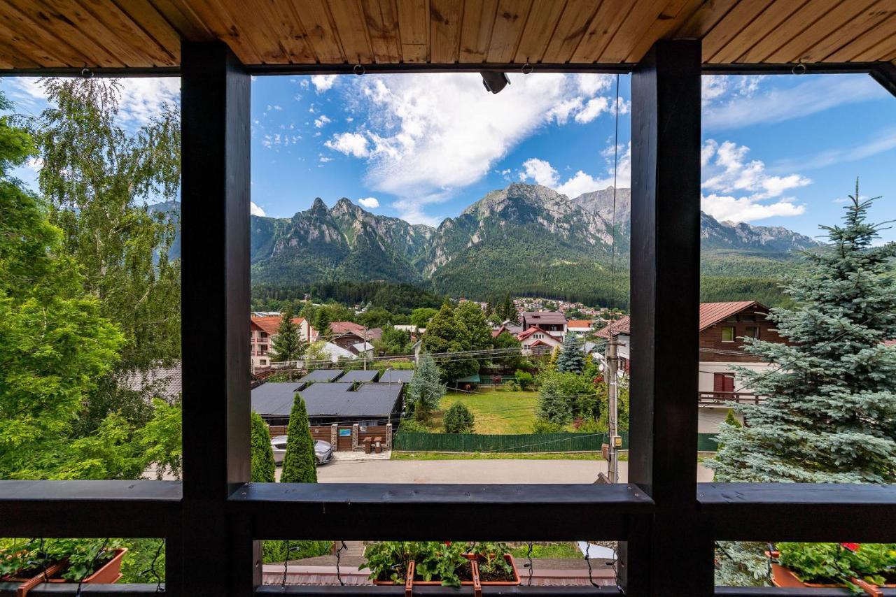 Hotel Casa Freya Buşteni Esterno foto